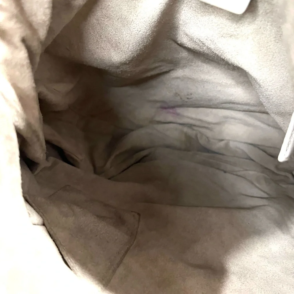 👜 Dior Avenue Bag - FIXER UPPER - Luxury Handbag Giveaway - Picture 12 of 15